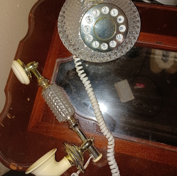 Vintage Telephone - Picture 3 of 6